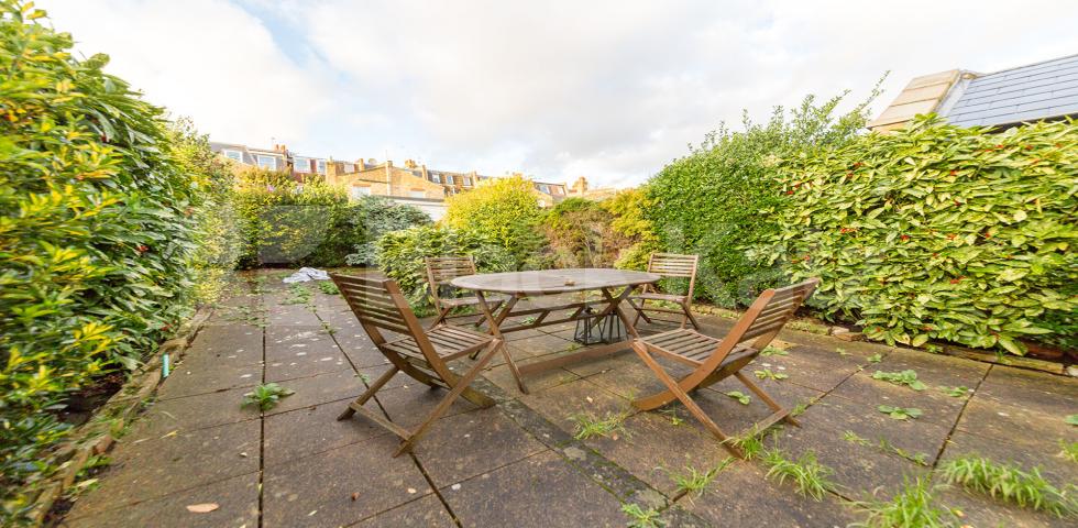 Private Garden  Sulgrave Road, Shepherds Bush